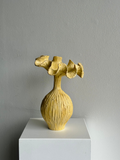 Jessica Eun Kyoung Choi  Blume - Yellow